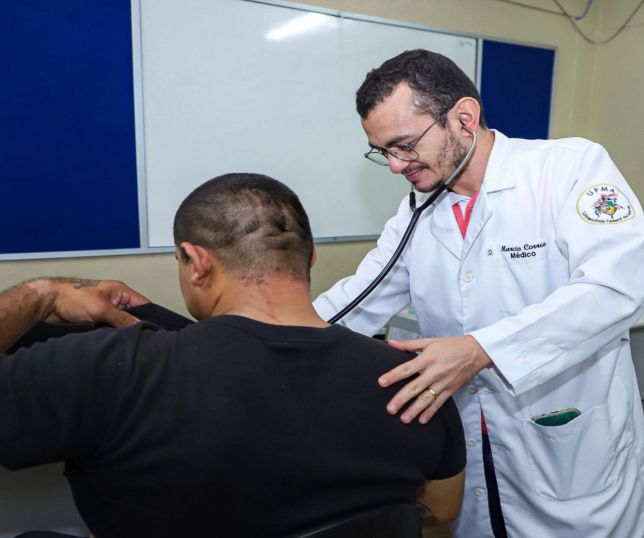 Prefeitura de Manaus nomeia 20 médicos aprovados em concurso da Semsa; prazo para posse vai até 30 de novembro