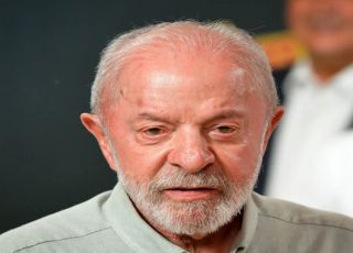 Campanha de Lula denuncia Meta ao TSE e aponta possível favorecimento a Flávio Bolsonaro