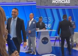 Salazar reclama de processo movido por Omar Aziz, mas abre os braços para cumprimentar o senador durante debate. VEJA VÍDEO