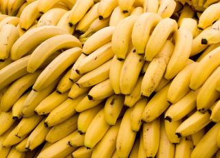 Bananas escurecem rápido? Nutricionista ensina 6 dicas para conservar a fruta por mais tempo