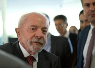 Ex-ministros de FHC e nomes de centro-direita assinam manifesto pró-Lula