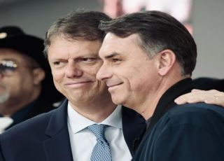 Tarcísio lidera engajamento pró-Flávio Bolsonaro entre governadores aliados; veja o ranking