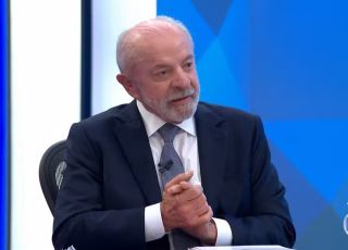 Lula anuncia envio de PEC para garantir transporte público gratuito aos fins de semana