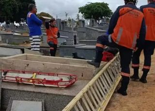 Homem morre após túmulo do próprio pai ceder e ele cair dentro da sepultura no Espírito Santo