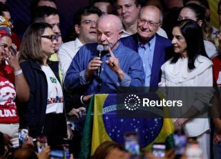 Líderes estrangeiros parabenizam Lula pela reeleição e destacam democracia brasileira