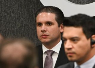 PT ameaça abandonar bloco de Hugo Motta se PL e Novo entrarem na aliança