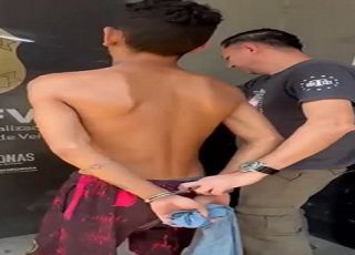 Polícia prende homem ligado a grupo criminoso especializado em roubo e furto de veículos na Zona Leste de Manaus. VEJA VÍDEO E REPORTAGEM DO PORTAL DO ZACARIAS AO VIVO